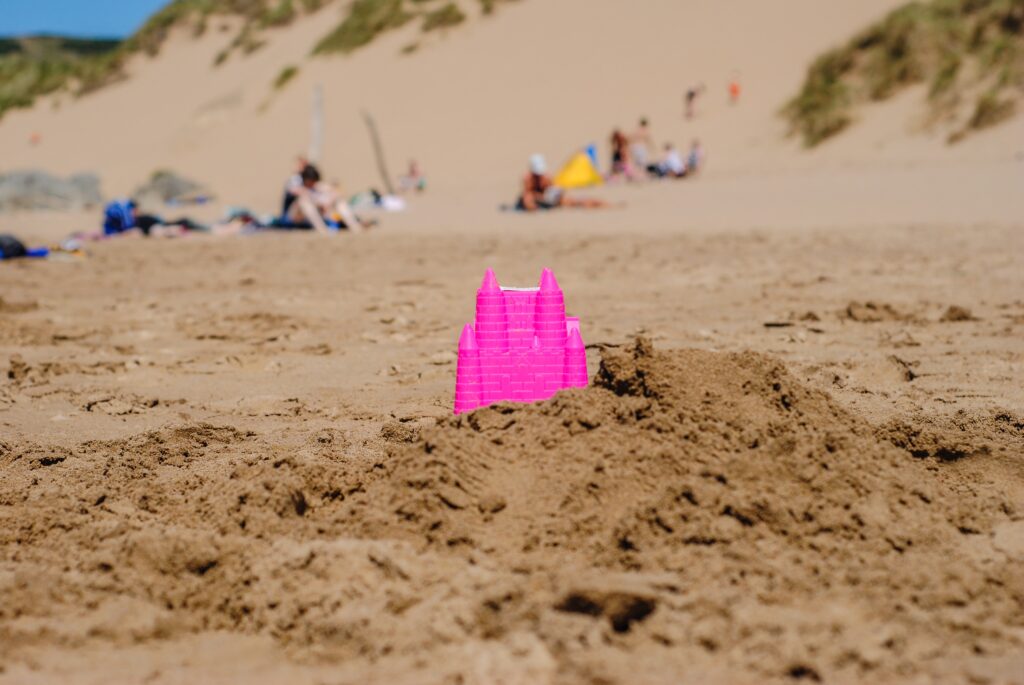 giochi di plastica in spiaggia