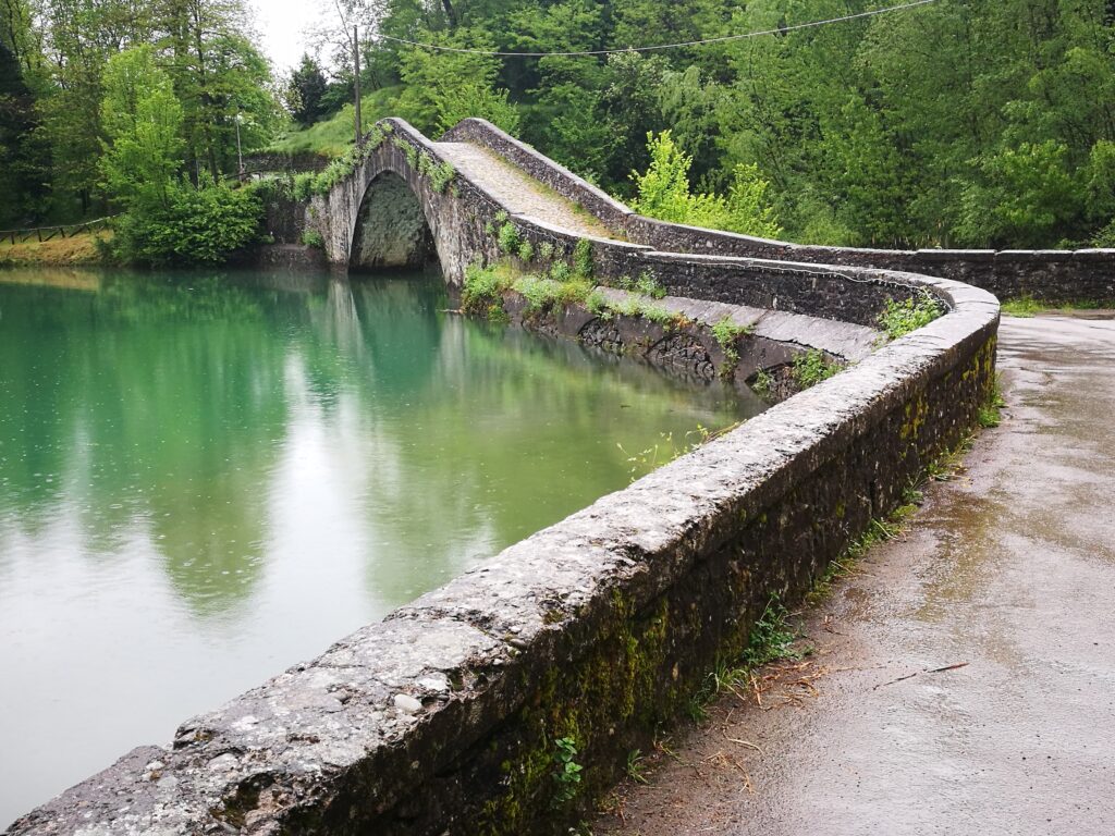 Il Ponte della Madonna alle porte di Castelnuovo di Garfagnana