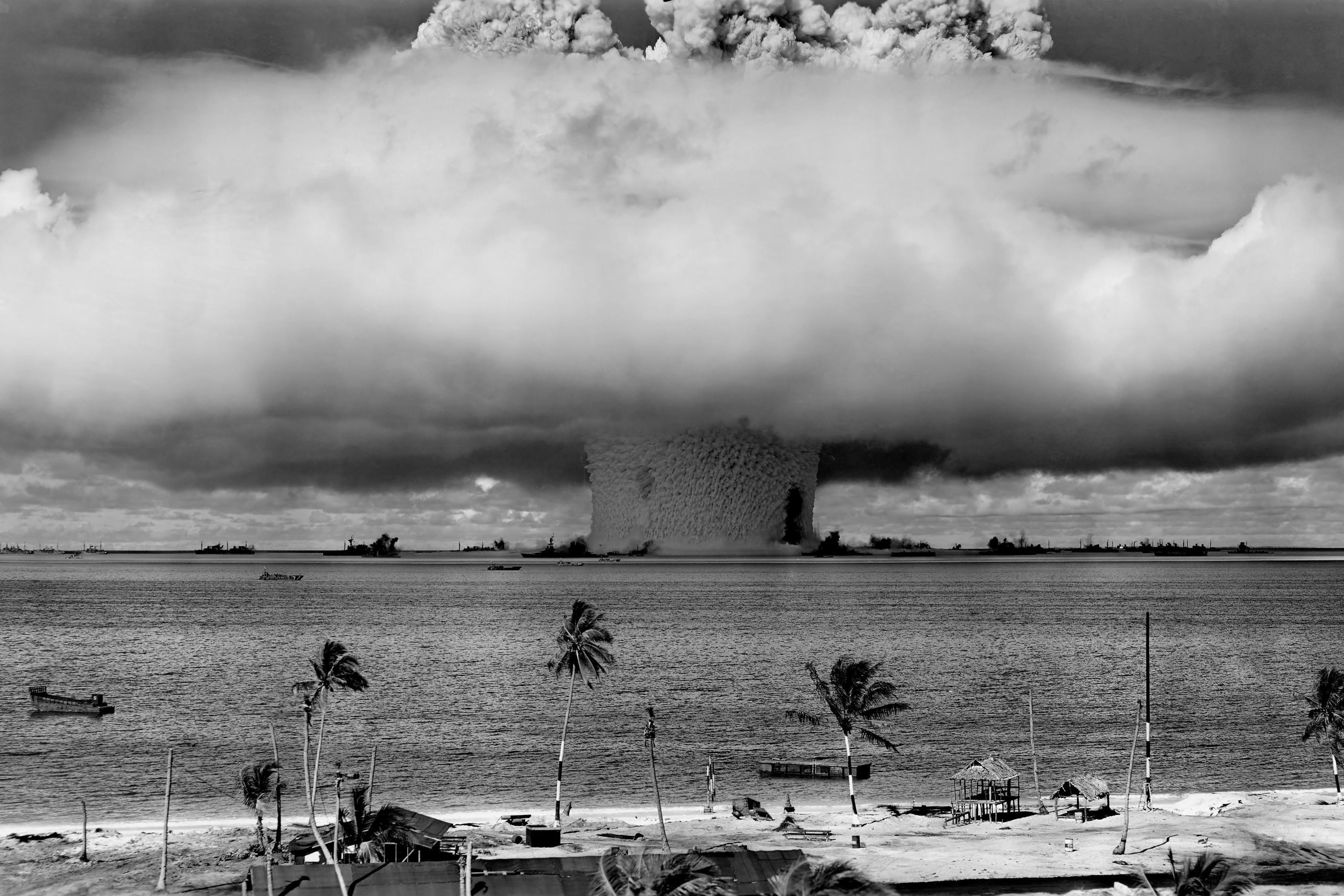 bombe atomiche distruggere terra