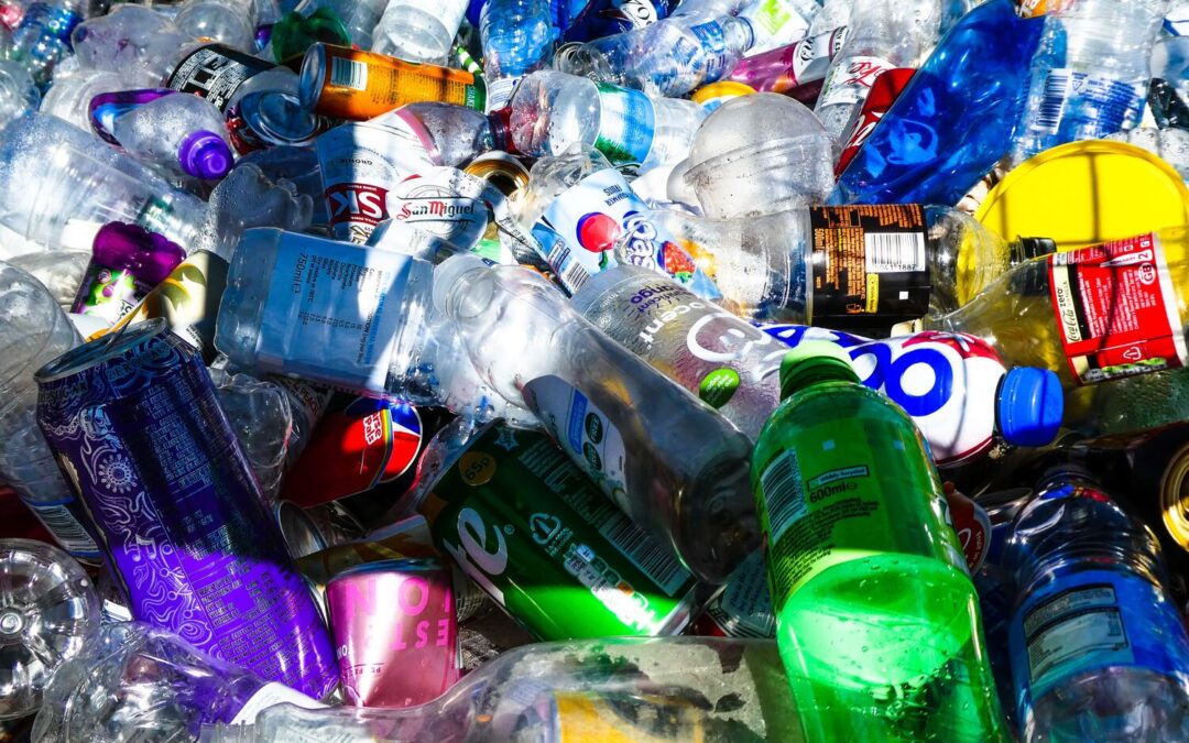 Greenpeace contro Unilever: il colosso vende 1700 bustine di plastica al giorno