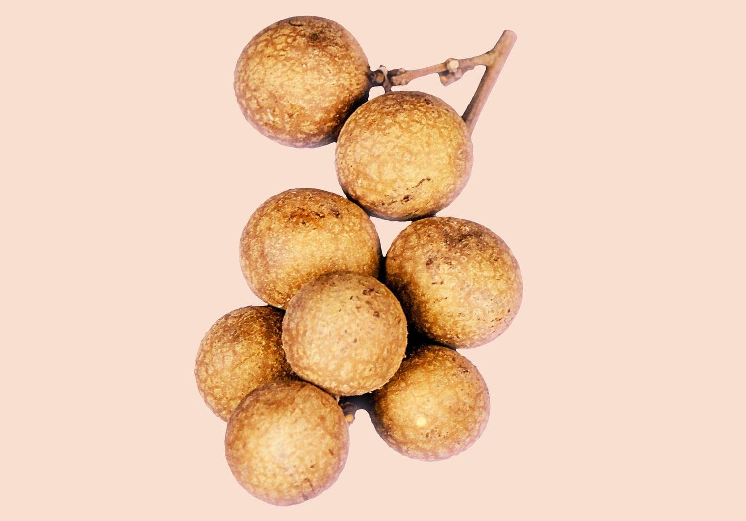 Longan: scopri tutti i benefici di questo frutto esotico per la tua salute - immagine di copertina