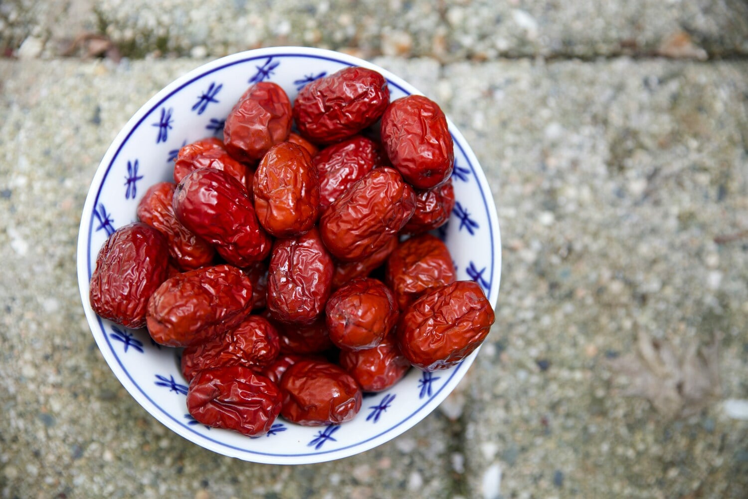 Scopri i benefici delle bacche di jujube per una nutrizione naturale - immagine di copertina