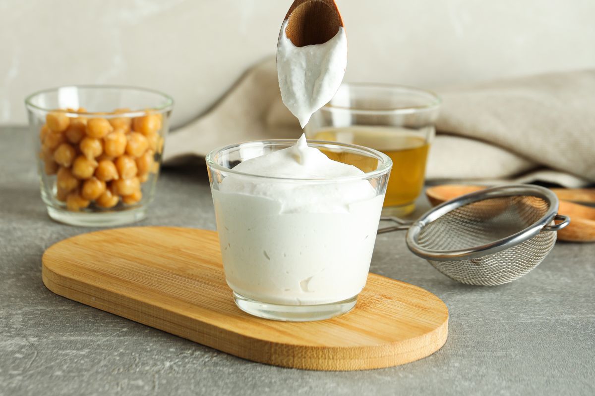 Acquafaba: il segreto vegano per preparare dolci deliziosi - immagine di copertina