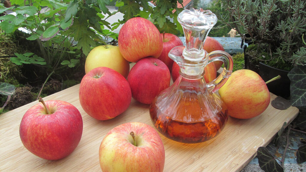 Aceto di mele - rimedi naturali acne