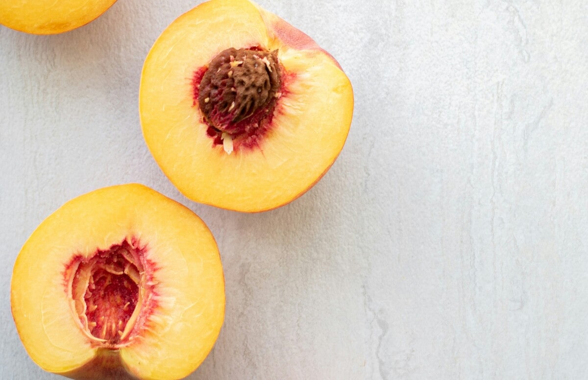 Scopri i benefici della pesca noce per una nutrizione naturale - immagine di copertina