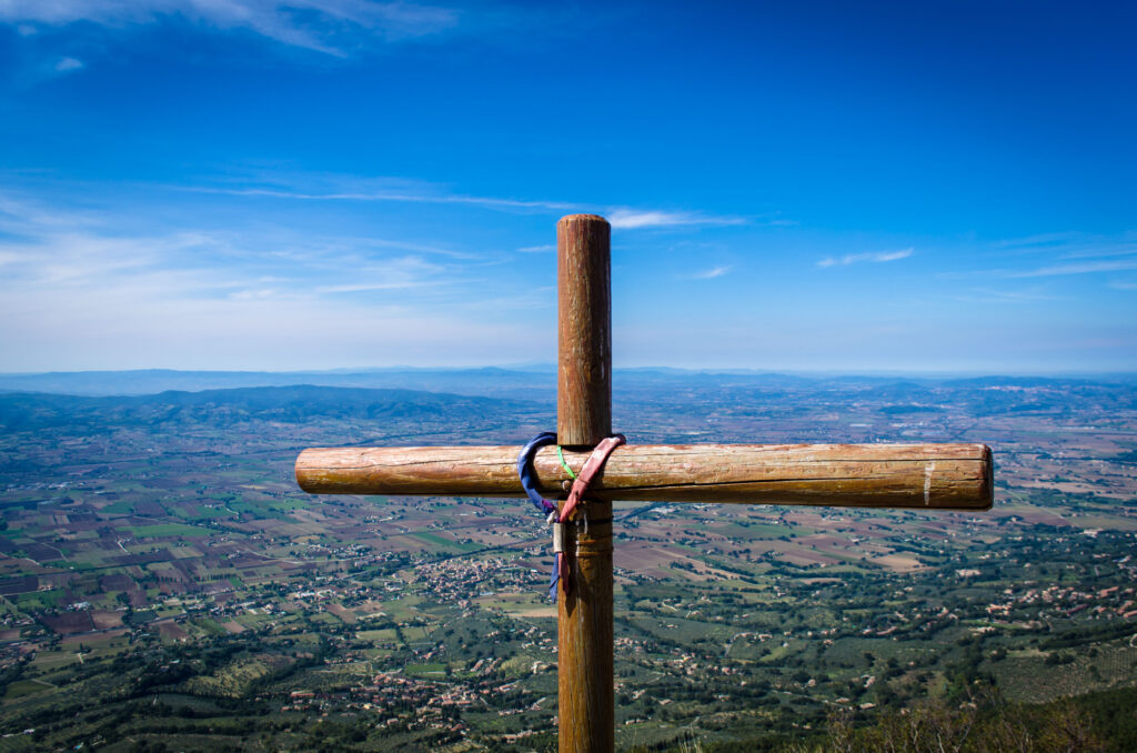 La croce di legno di Sasso Piano