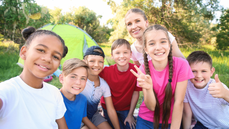 Guida pratica al bonus INPS: come ottenere fino a 400 euro a figlio per i centri estivi - immagine di copertina