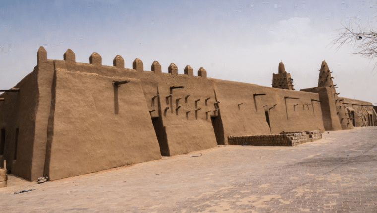 I luoghi più assurdi del mondo: Timbuctù, in Mali - immagine di copertina