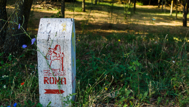 La Via Francigena: le tappe nel Lazio - immagine di copertina