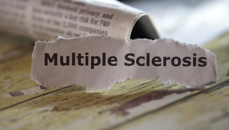 Sclerosi multipla: convivere con una diagnosi che cambia il tempo - immagine di copertina