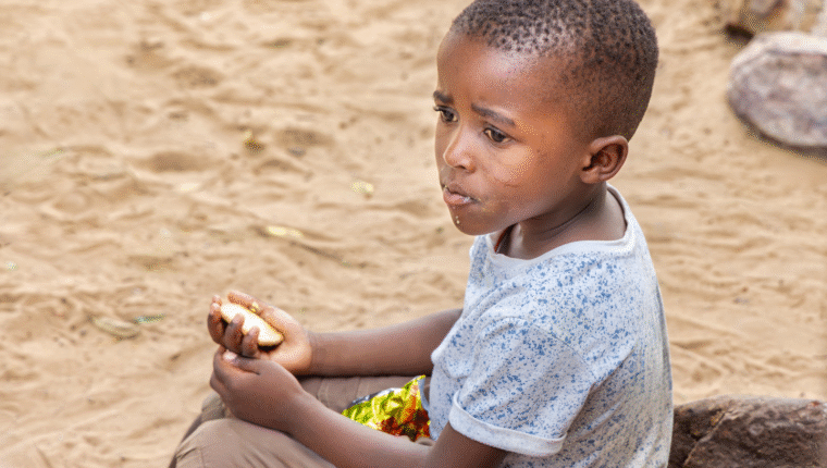 Ecco i Paesi che soffrono maggiormente la fame nel mondo - immagine di copertina