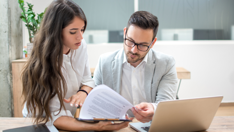 Atteggiamenti sessisti che abbiamo ogni giorno senza pensarci - immagine di copertina