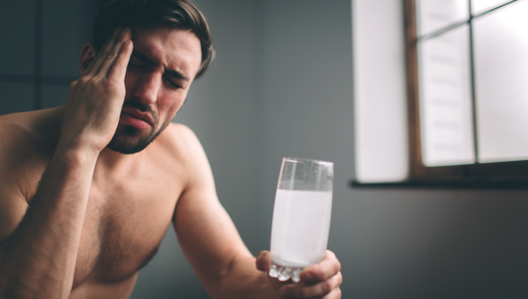 Liveral shot: la pillola pre-sbornia che previene l'hangover - immagine di copertina