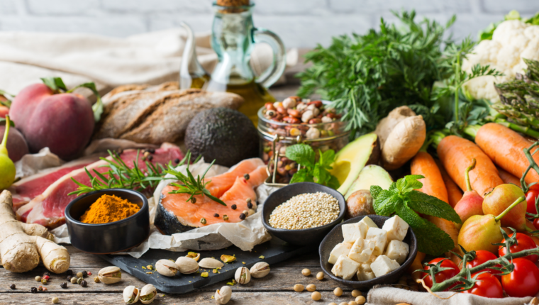 Dieta mediterranea e cervello: cosa dice davvero la ricerca - immagine di copertina