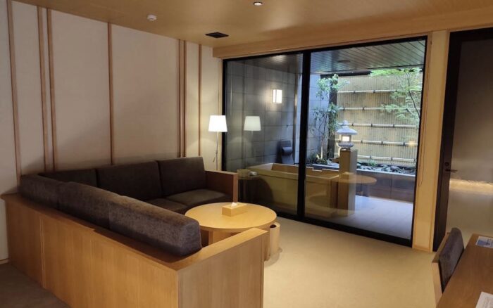 A Nara abbiamo trovato un ryokan che ci ha fatto dimenticare persino i cervi